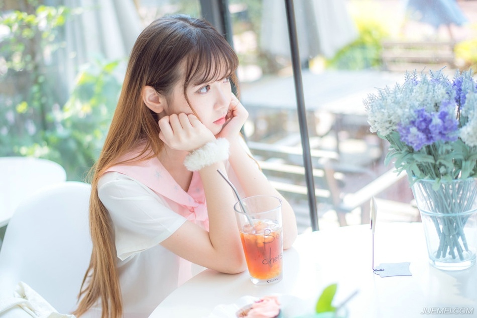 “但你会恨我，对吗？”吕布冷然道。